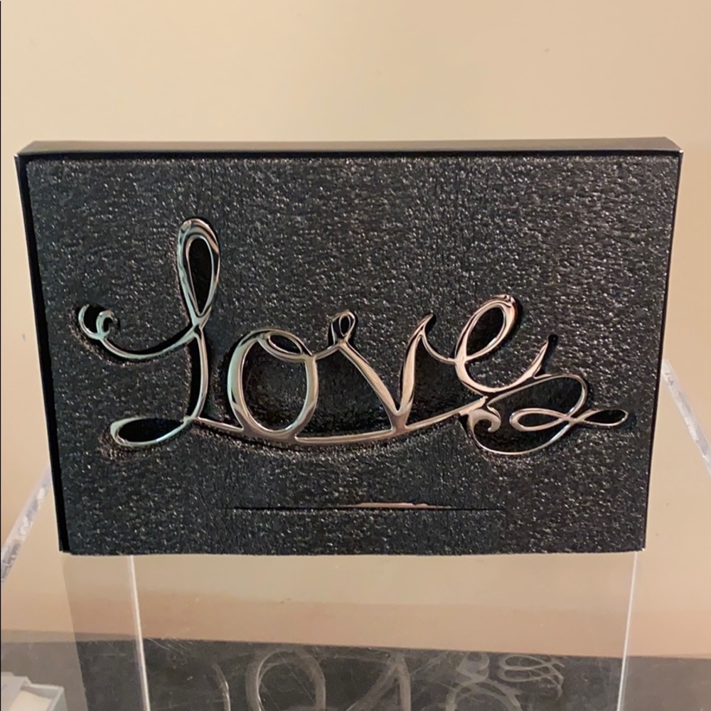 LOVE CAKE TOPPER